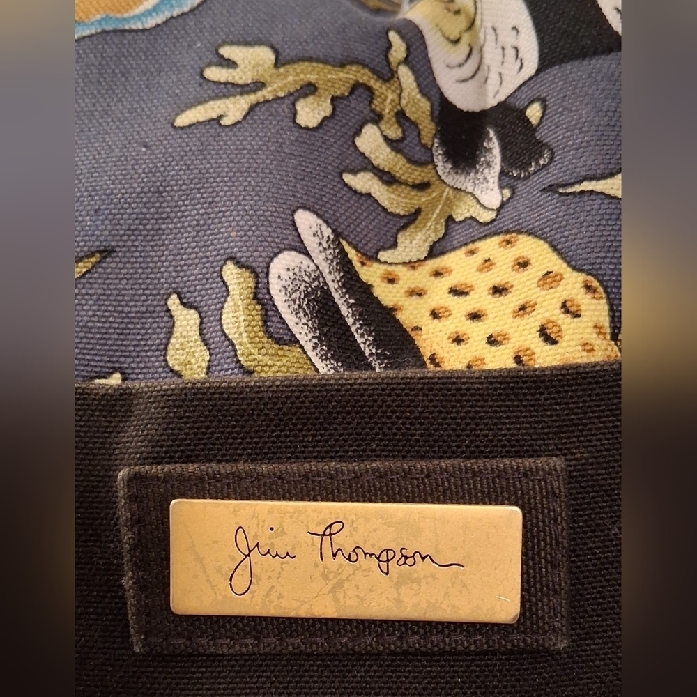 EUC Jim Thompson Navy Silk Tropical Fish Coral Reef Casual Travel Tote Purse Bag - Picture 9 of 10